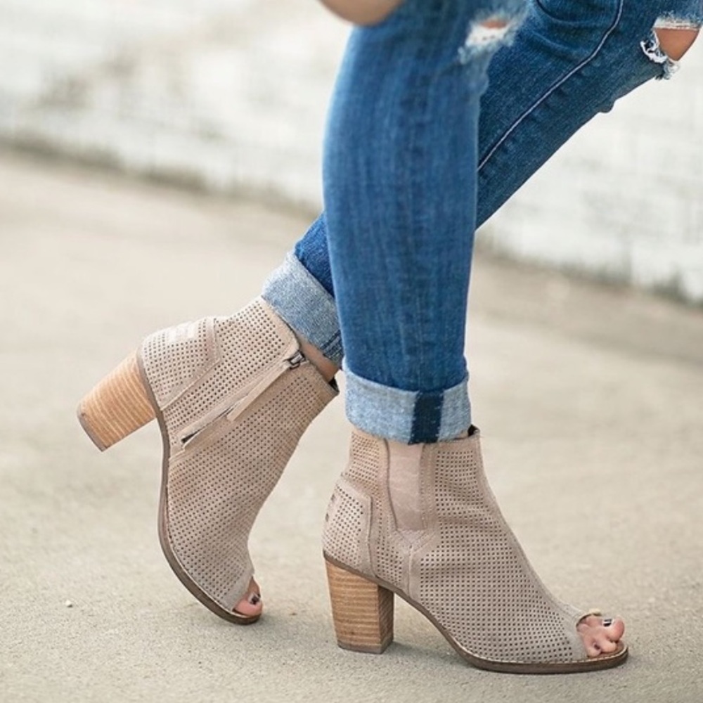 Toms Majorca Perforated Peep Toe Booties